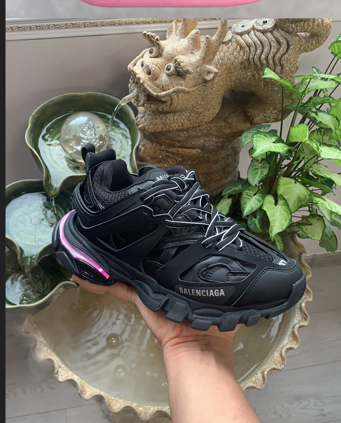 BALENCIAGA TRACK